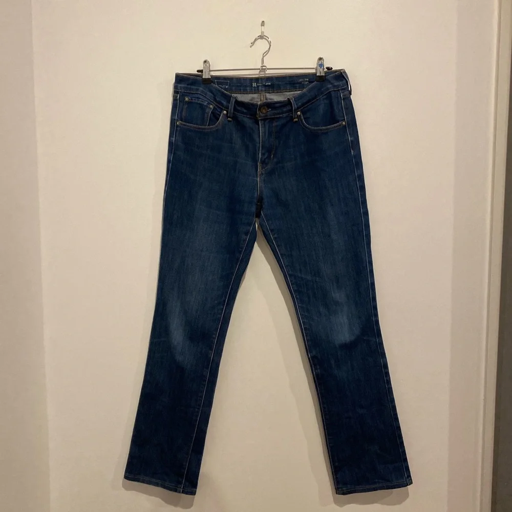 Levi denim jeans size 31 (best fit women’s 12-14) - Picture 1 of 5